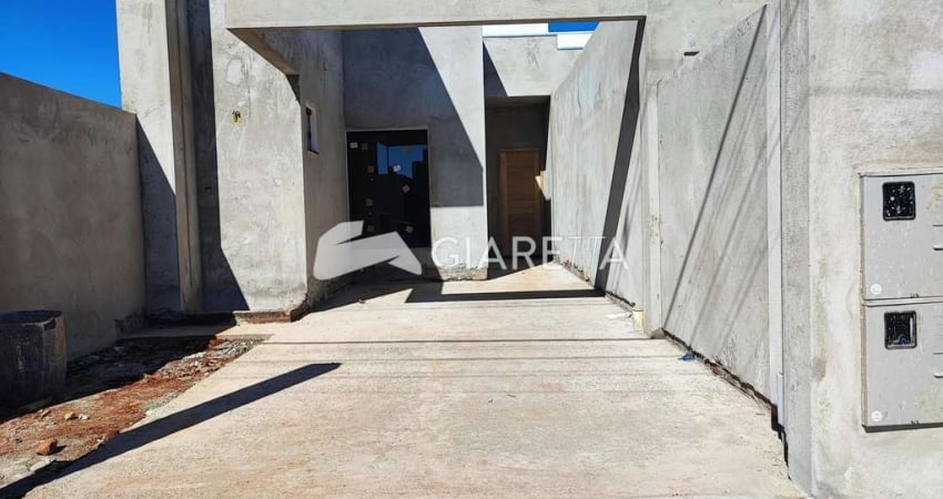 Casa com ótima localização à venda no JARDIM COOPAGRO, TOLEDO - PR