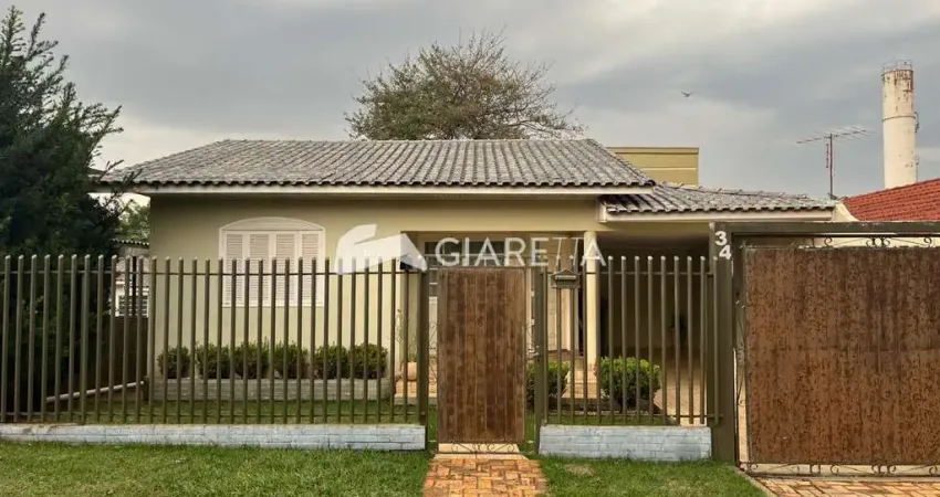Casa ampla à venda em ótima localização VILA PIONEIRO, TOLEDO - PR