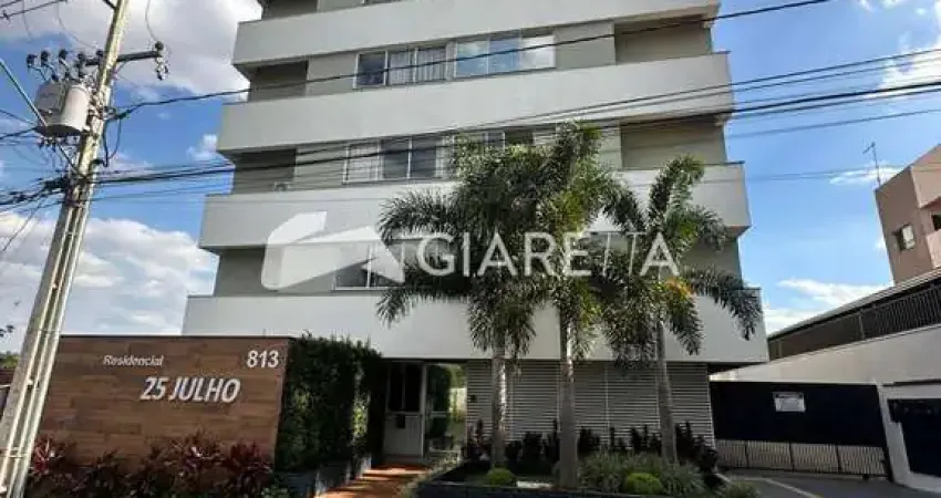 Apartamento com 3 dormitórios no EDIFÍCIO 25 DE JULHO, CENTRO, TOLEDO - PR