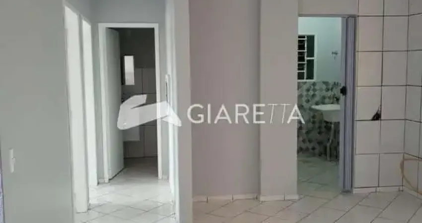 Apartamento com excelente custo à venda, JARDIM SÃO FRANCISCO, TOLEDO - PR