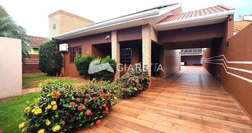 Casa, com piscina e muito conforto, jardim pancera, toledo - pr