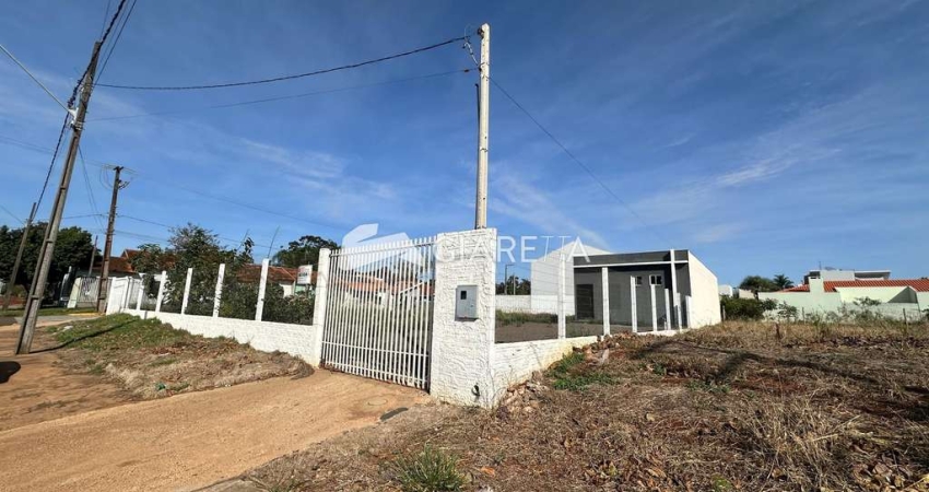 Sala comercial com amplo terreno para locação no JARDIM PORTO ALEGRE, TOLEDO-PR
