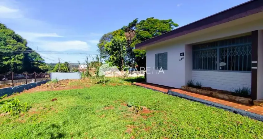 Casa ampla para locação em região privilegiada da cidade, centro, toledo - pr
