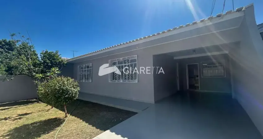 Casa ampla para locação em ótima localização no jardim gisela, toledo-pr