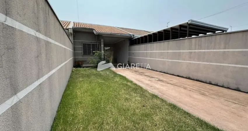 Casa com boa sobra de terreno para locação no jardim concórdia, toledo-pr