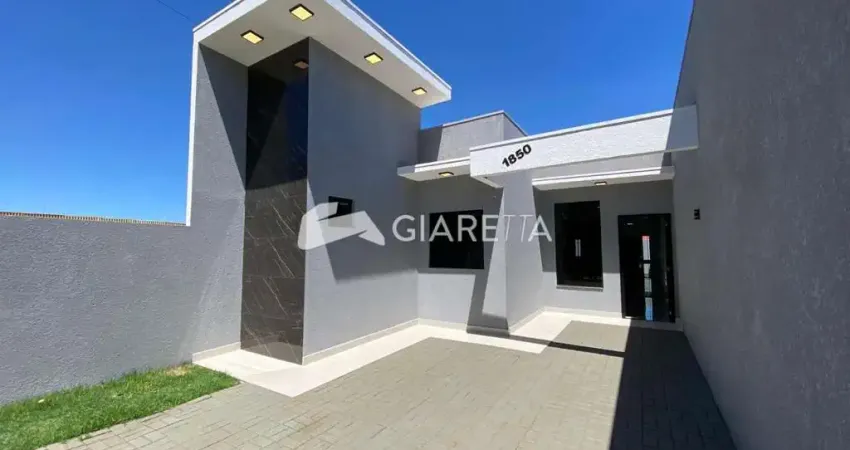 Casa com 03 dormitórios para locação no jardim coopagro, toledo - pr