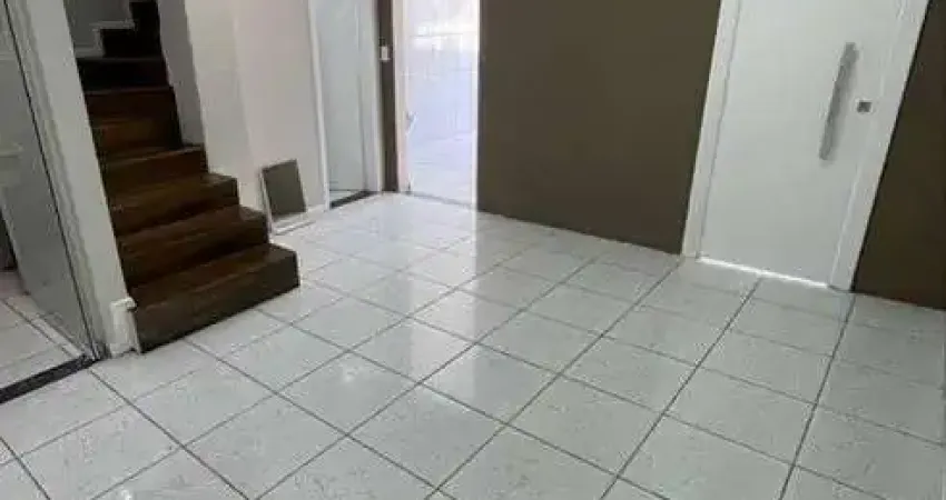 Casa com 2 quartos à venda no Centro, Camboriú 