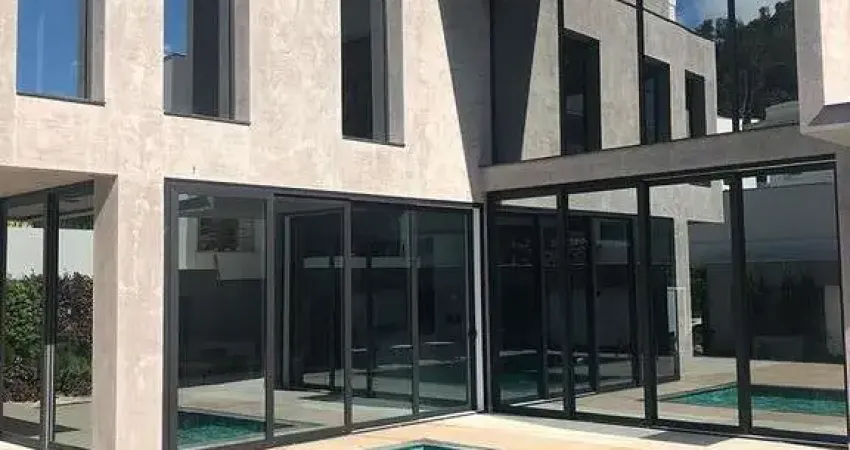 Casa em condomínio fechado com 3 quartos à venda no Ariribá, Balneário Camboriú 