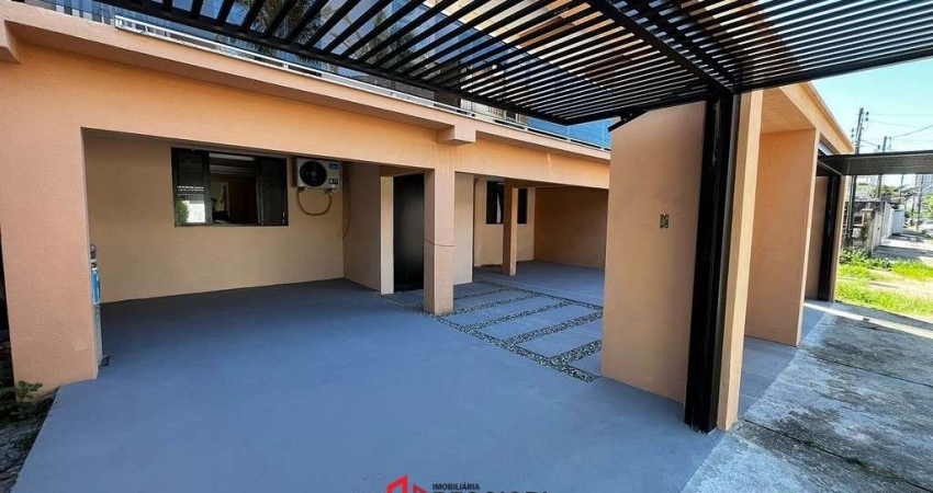 OFERTA! AMPLA CASA 4 SUÍTES 2 VAGAS BARRA BC