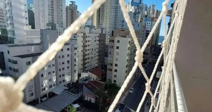 APTO QUADRA MAR C/ VISTA À PRAIA 2 DORM CENTRO BC