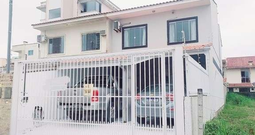 Casa com 3 quartos à venda no Centro, Camboriú 