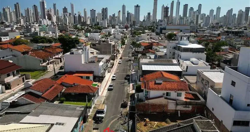Terreno à venda no Centro, Balneário Camboriú 