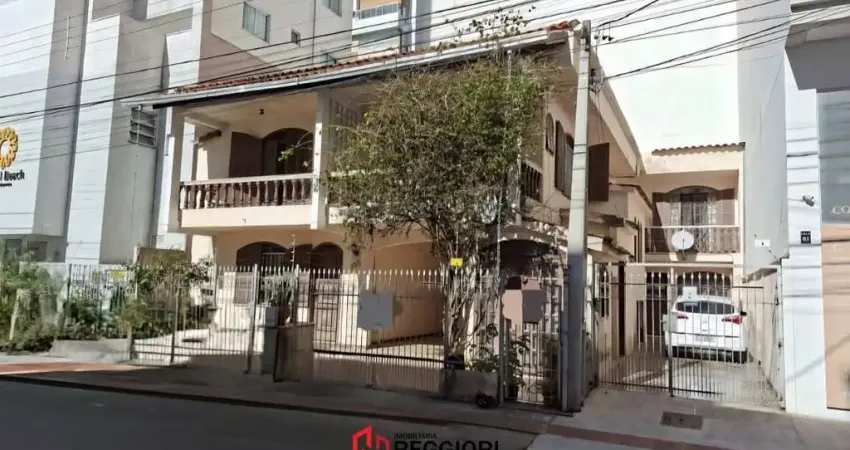 Casa com 7 quartos à venda no Centro, Balneário Camboriú 