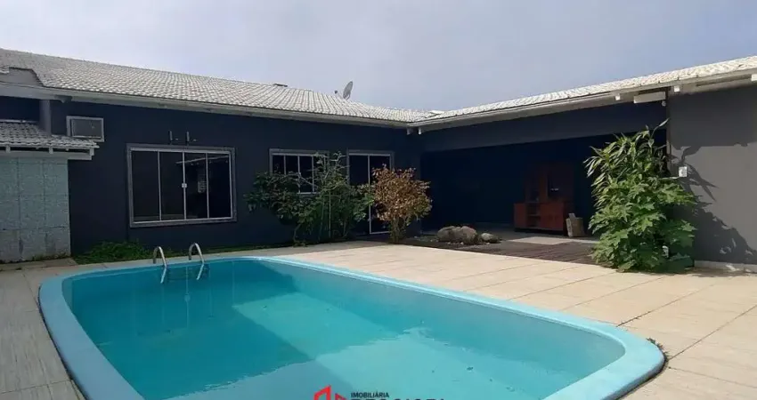 Casa com 3 quartos para alugar na Praia dos Amores, Balneário Camboriú 