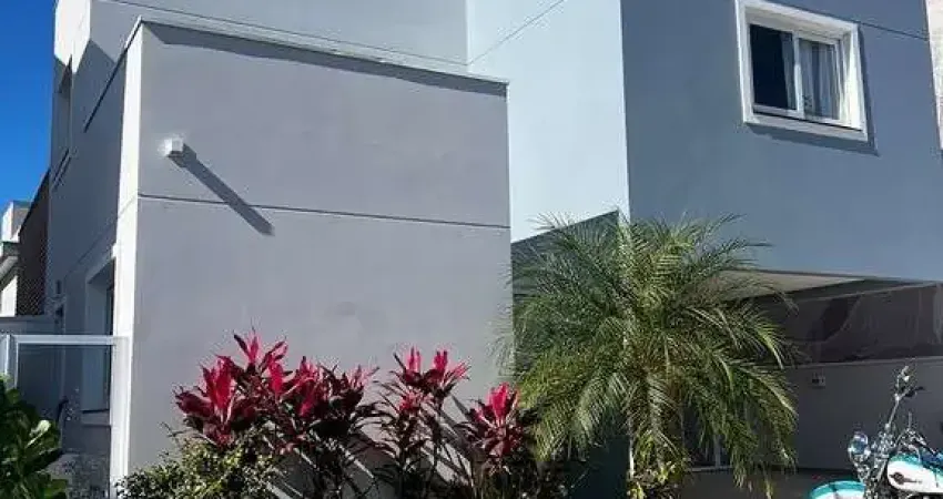 Casa em condomínio fechado com 4 quartos à venda no Santa Regina, Camboriú