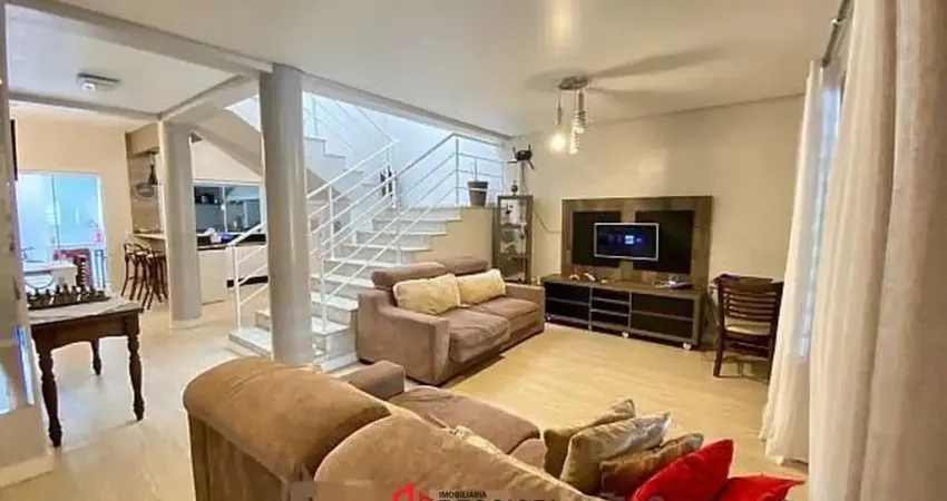 Casa com 3 quartos à venda no Centro, Balneário Camboriú 