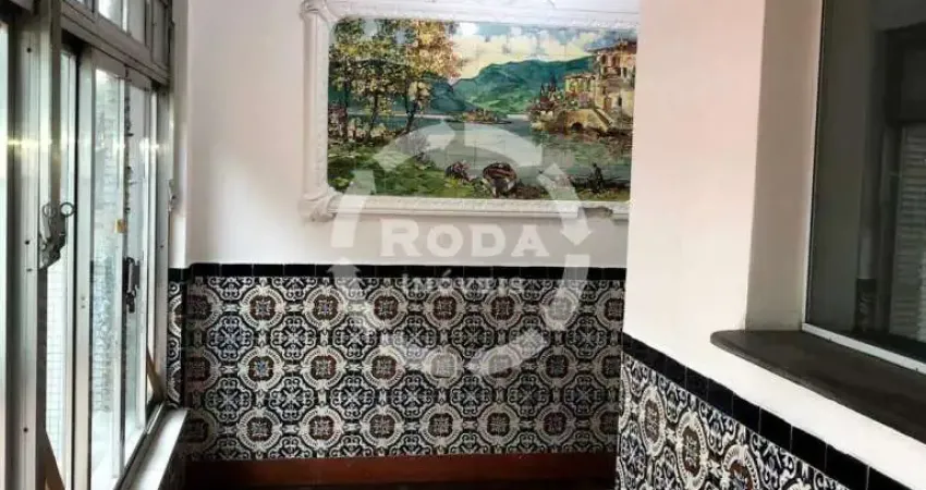 Excelente ponto comercial no Marapé a três quadras da Praia