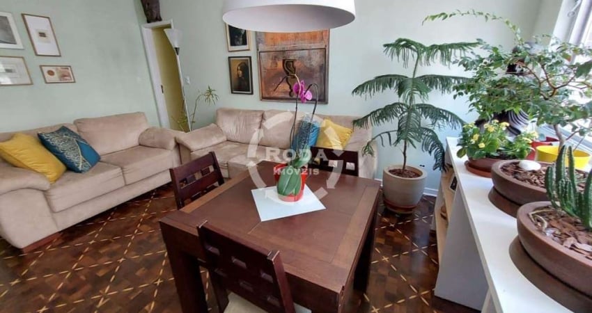Apartamento próximo da praia a venda em Santos, localizado no bairro da Pompéia.