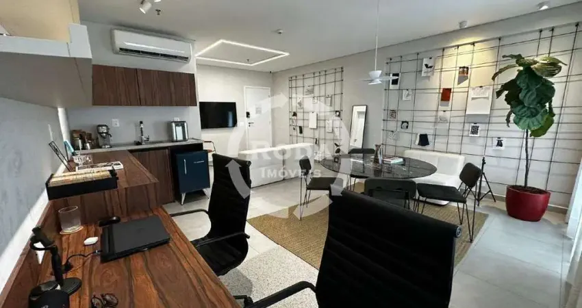 Sala comercial a venda em Santos, pronta para uso.