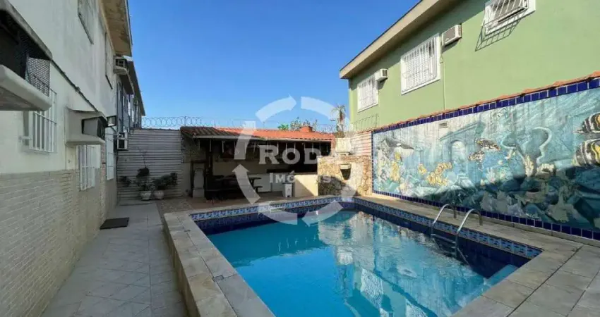CASA AMPLA COM PISCINA E LAZER COMPLETO-OPORTUNIDADE-INCRÍVEL.