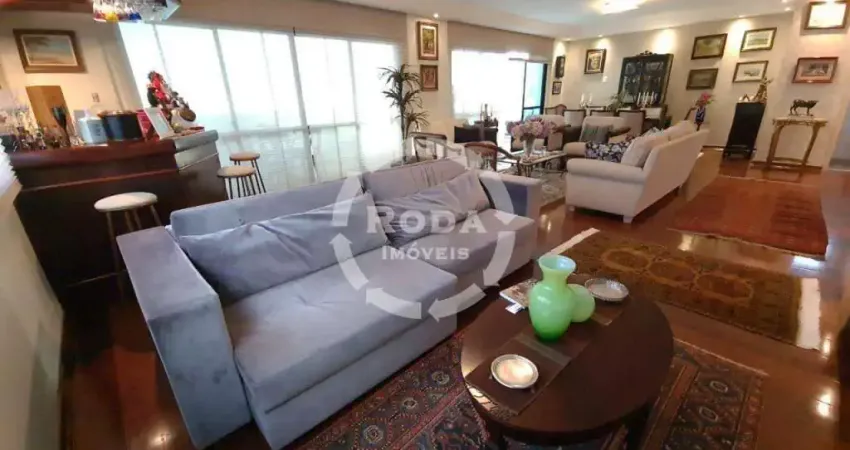 Apartamento a venda próximo da praia de alto padrão em Santos, localizado no bairro do Boqueirão.