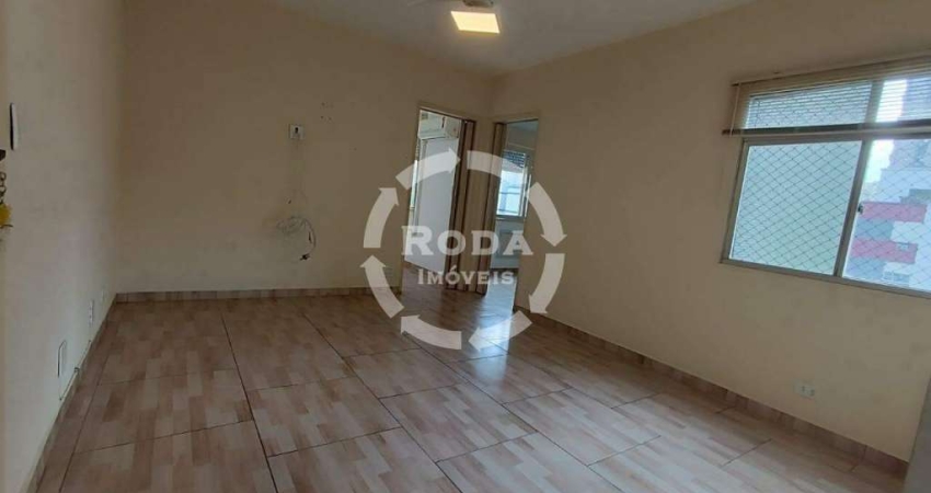 Apartamento de 2 dormitórios 2 banheiros 1 quadra da praia em Santos na Pompeia.