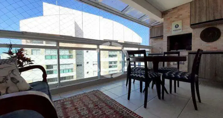 Cobertura de Alto Padrão na Ponta da Praia, Santos: Vista Definitiva e Exclusividade