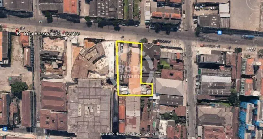 Terreno à Venda no Centro de Santos: Oportunidade Única na Principal Avenida!