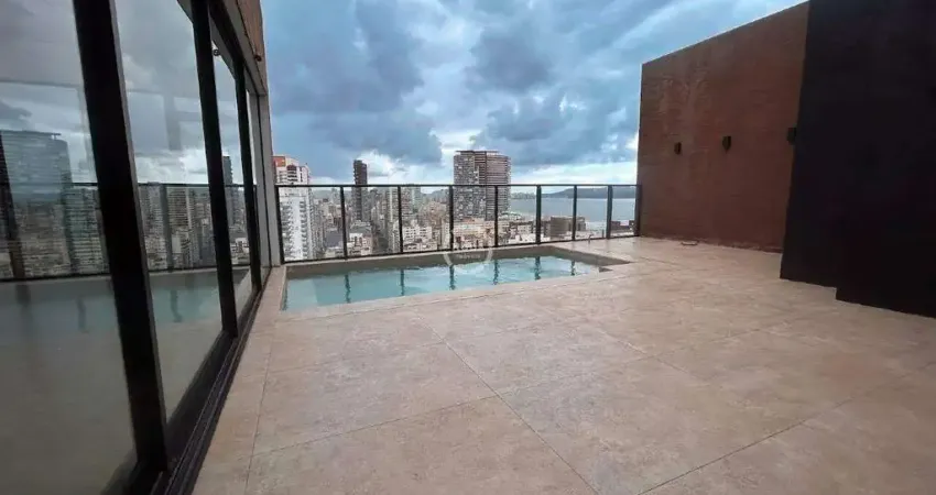 Descubra o luxo e a exclusividade de morar em uma cobertura duplex no coração do José Menino