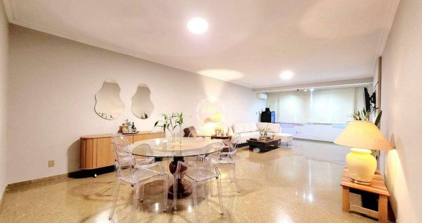 Apartamento Reformado com 3 Suítes, 2 vagas e 237 m² no Coração do Gonzaga – Santos