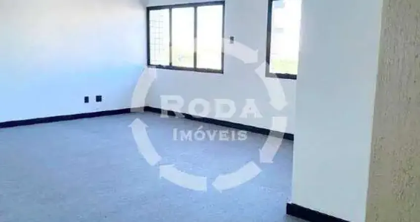 Sala Comercial para Alugar na Vila Mathias – 60 m², 1 Vaga, Isento de Condomínio e IPTU