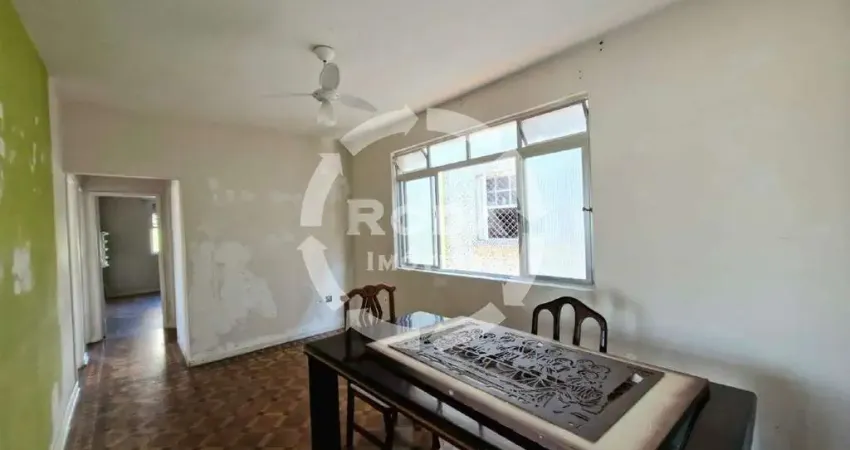 Apartamento de 116,45 m² à venda, 3 dormitórios, 2 banheiros, varanda e 1 vaga, no bairro do Marapé em Santos!