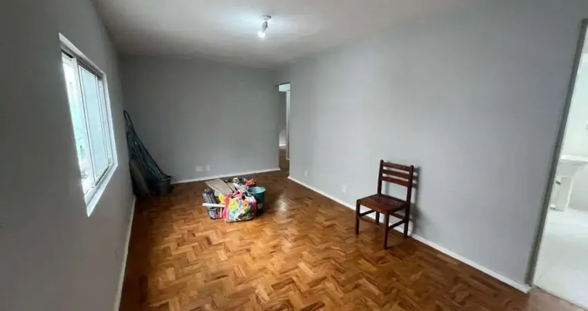 Apartamento 3 dormitórios reformado no bairro da Aparecida