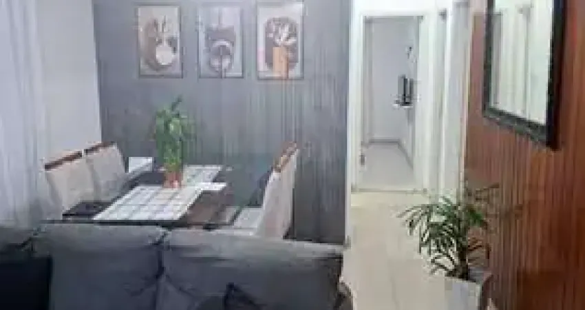 Espaçoso Apartamento de 3 Dormitórios no Embaré, Santos | Ótima Localização