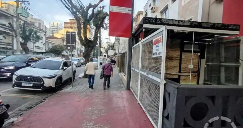 Aluguel de Loja em Santos: Ponto Estratégico 340m² no Gonzaga, ao Lado do Shopping Miramar