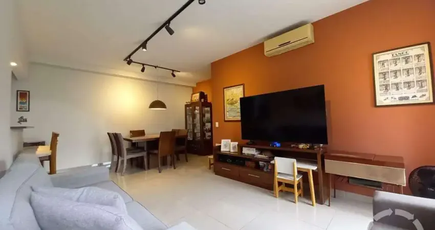 Apartamento Reformado e Mobiliado no Coração do Gonzaga – Condomínio Clube Completo!