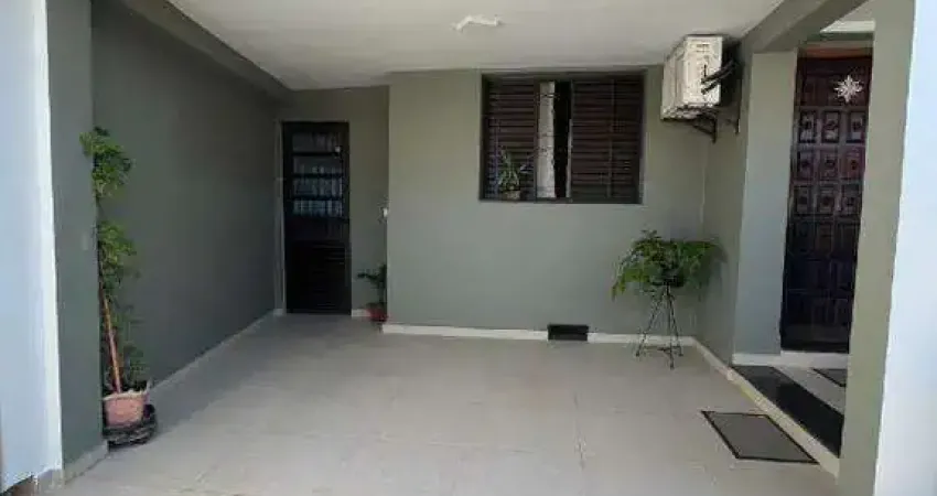Casa com 3 quartos à venda na Rua Perez Vaz de Caminha, --, Vila Valença, São Vicente