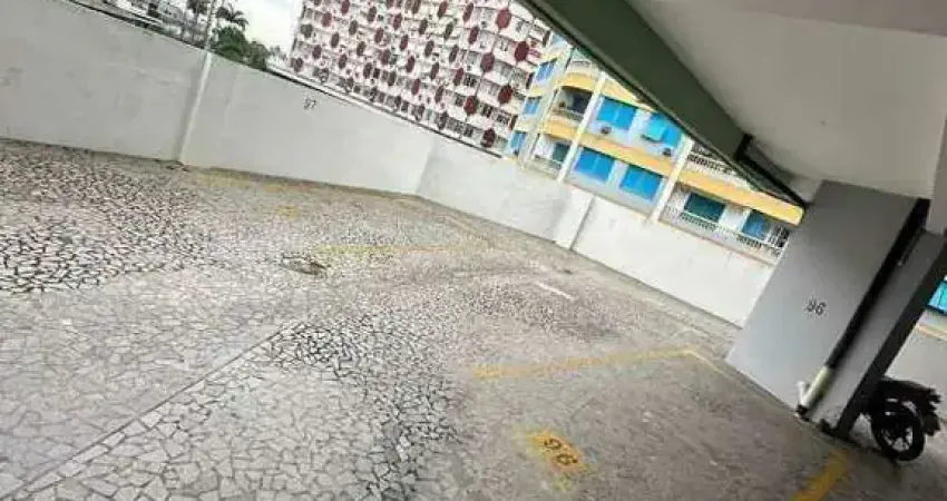 VENDE-SE GARAGENS FECHADAS E DEMARCADAS NO CORAÇÃO DO GONZAGA