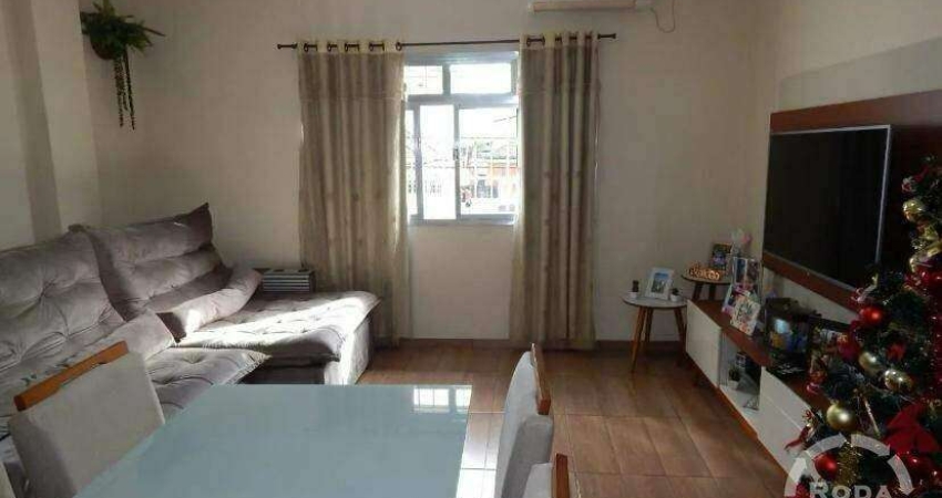 Casa Sobreposta Alta à venda, 2 quartos, 1 vaga, Santa Maria - Santos/SP