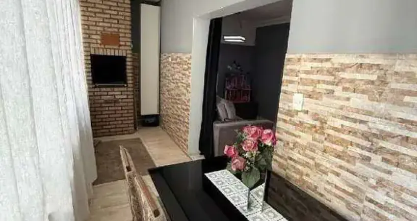 Casa à venda, 2 quartos, 1 vaga, Itararé - São Vicente/SP