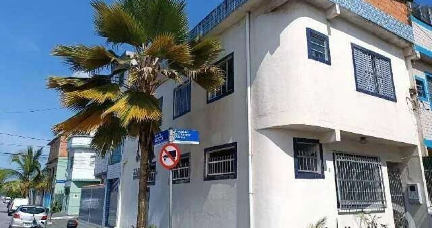 Oportunidade Incrível! Sobrado à Venda em Bairro Residencial