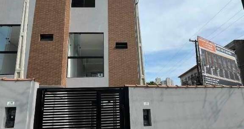 Sobrado Geminado na Enseada com 2 suites e 2 vagas.