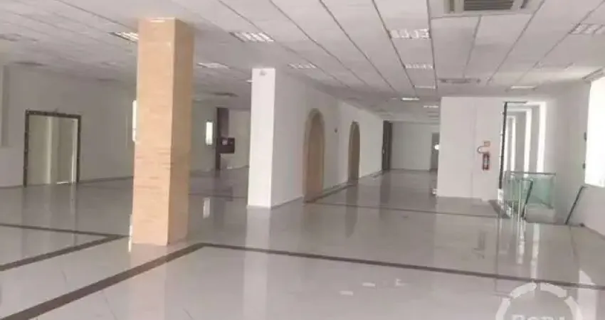 Imóvel Comercial com 3.000 m² de Área Útil – Ideal para Grandes Operações!