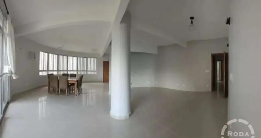 Amplo Apartamento com 4 Dormitórios (2 Suítes) no Gonzaga – Santos/SP