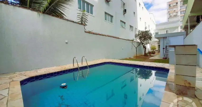 Casa (Sobrado) à venda no Marapé | 3 Suítes | Piscina | Vaga para 4 carros