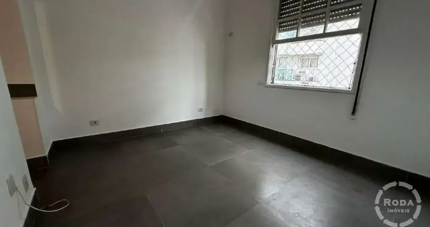 Kitnet à venda no bairro do embaré em santos na quadra da praia