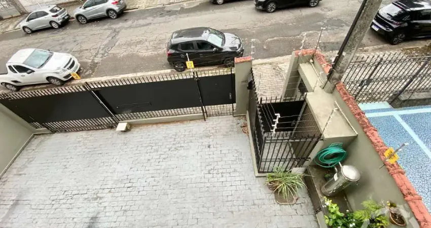 Casa triplex na ponta da praia – 3 suítes | piscina e churrasqueira