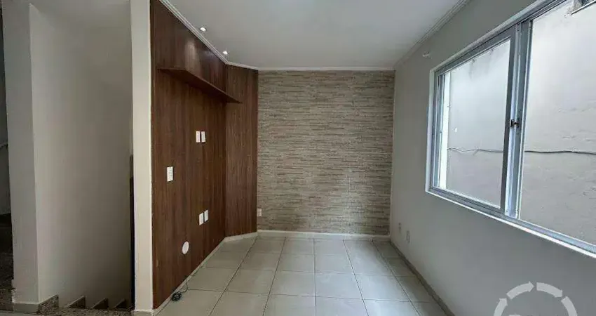 Casa de condomínio em santos - 2 suítes, quintal com churrasqueira e permuta