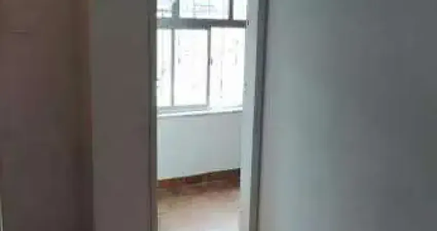 Casa com 3 quartos à venda na Rua Cunha Moreira, --, Encruzilhada, Santos