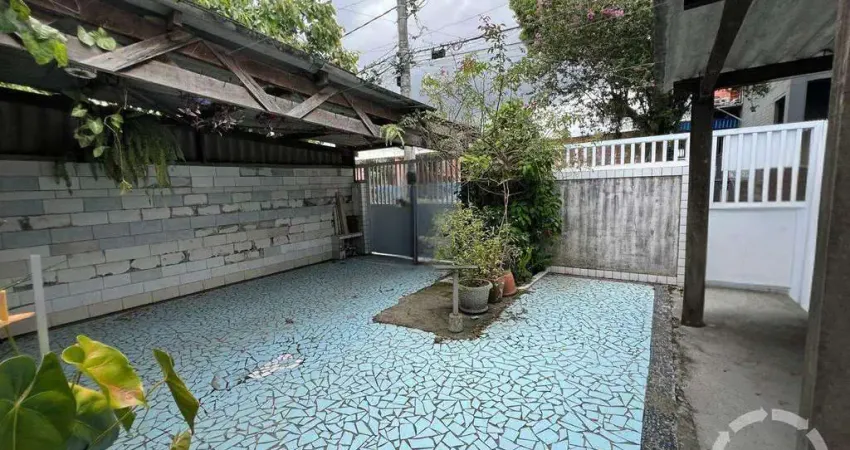 Casa Com 3 Dormitórios À Venda | 365 m² | 2 Vagas | Estuário/Santos-sp